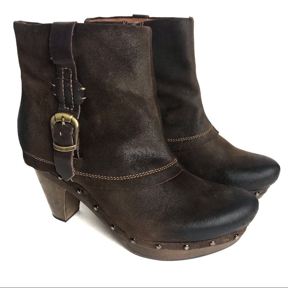 Earthies Lacarne Brown Suede Ankle Boots 9